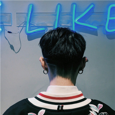 微信清新阳光少年男生头像