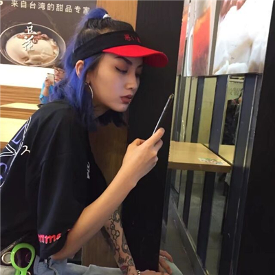 微信时尚气质迷人女生头像