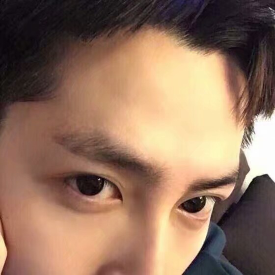 微信简洁寂寞男生头像