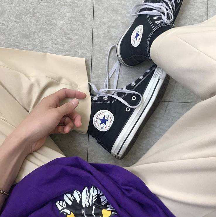 微信简洁寂寞男生头像