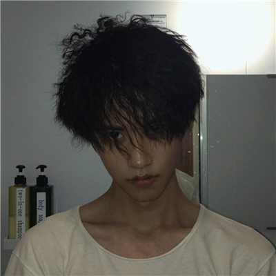 微信气质帅气流行男生头像