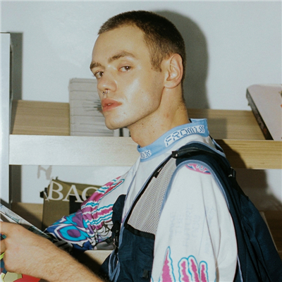 微信气质帅气流行男生头像