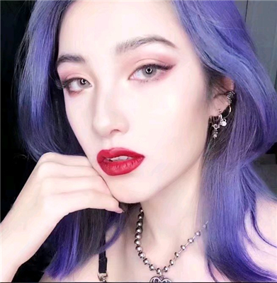 微信时尚气质迷人女生头像