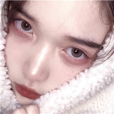 微信可爱阳光性感女生头像