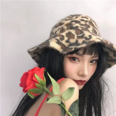 微信时尚气质迷人女生头像