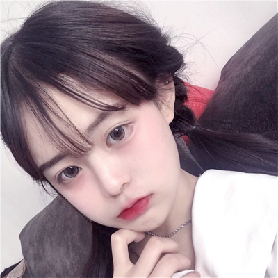 微信可爱阳光性感女生头像