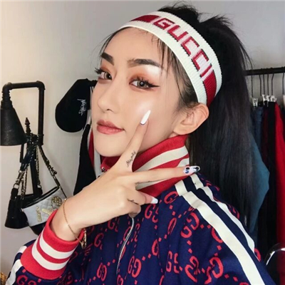 微信时尚气质迷人女生头像