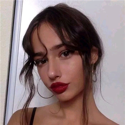 粉嫩好看清新女生微信头像