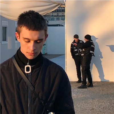 微信气质超拽霸气男生头像