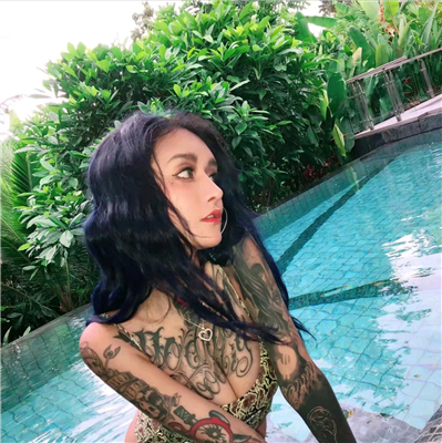 微信时尚气质迷人女生头像