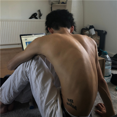 微信气质帅气流行男生头像