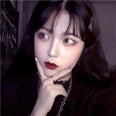 微信可爱阳光性感女生头像