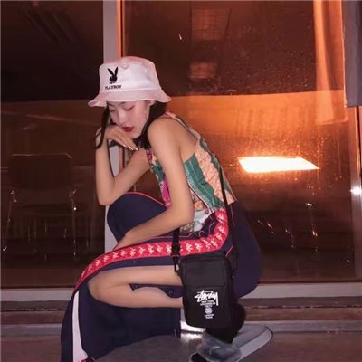 微信时尚气质迷人女生头像