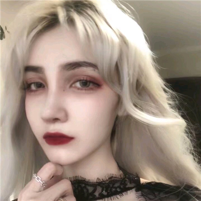 微信时尚气质迷人女生头像