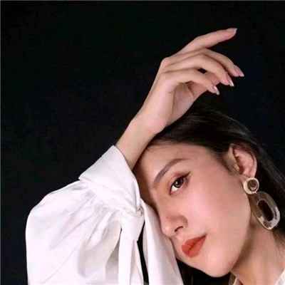 粉嫩好看清新女生微信头像