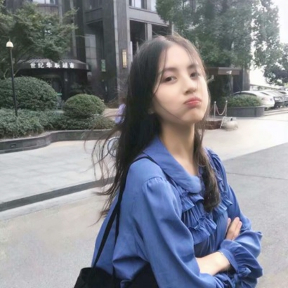 好看个性的微信蓝色韩范女生头像合集下载