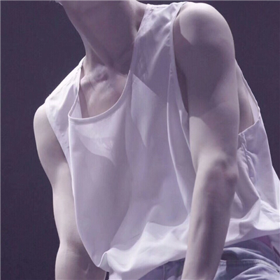 清新阳光帅气男生微信头像