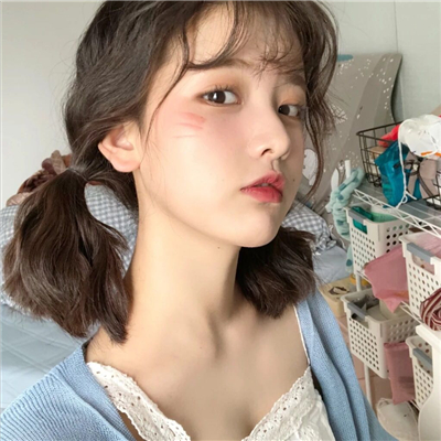 微信文艺好看清新迷人女生头像