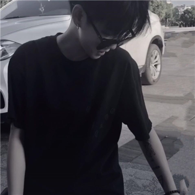 微信冷酷个性非主流男生头像