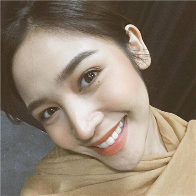 微信唯美清新时尚霸气女生头像