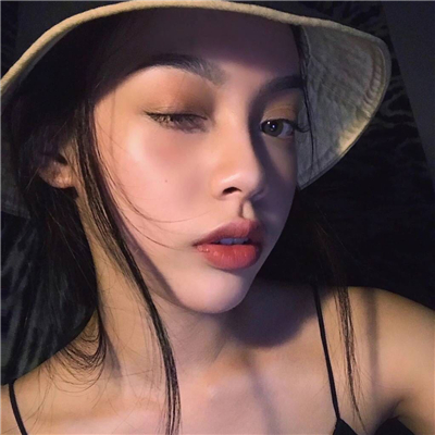 微信文艺好看清新迷人女生头像