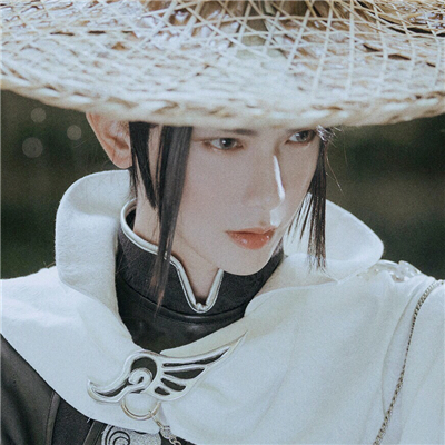 清新阳光帅气男生微信头像