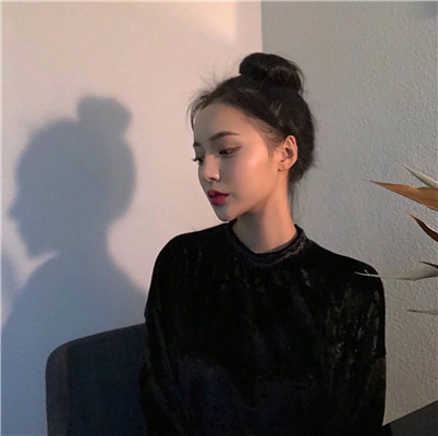 微信唯美清新时尚霸气女生头像