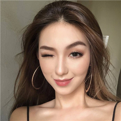 微信文艺好看清新迷人女生头像