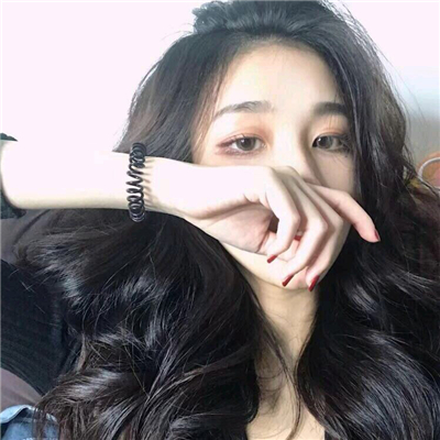 微信文艺时尚霸气女生头像