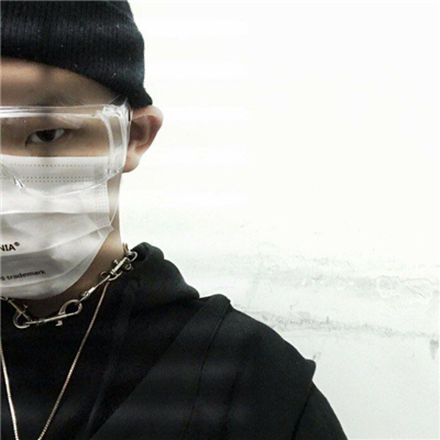 帅气阳光时尚男生微信头像