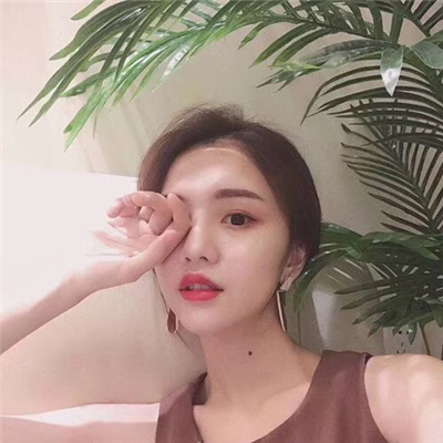 微信清新性感气质迷人女生头像