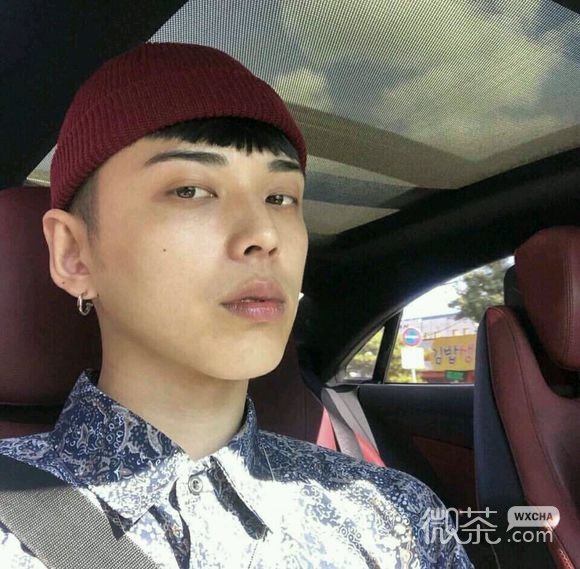 微信帅气寂寞男生头像