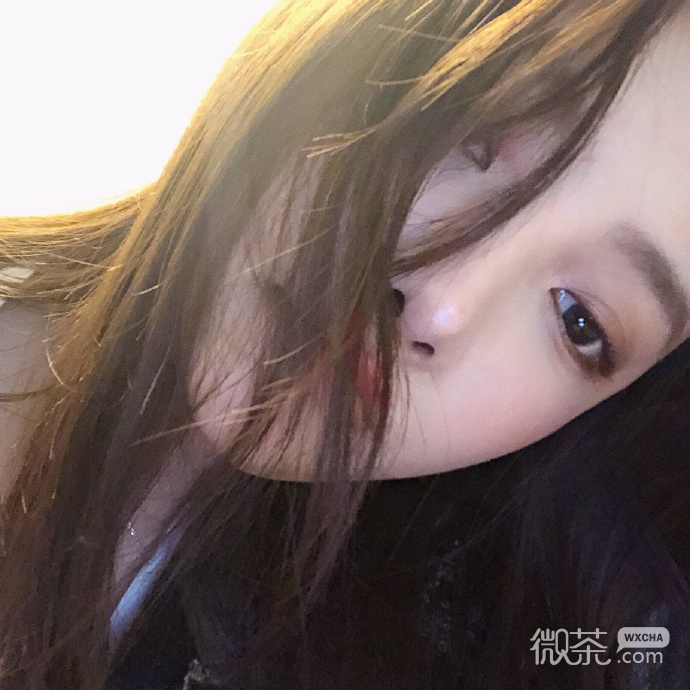 微信好看寂寞佛系女生头像