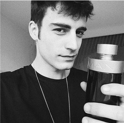 微信冷酷霸气时尚欧美男生头像