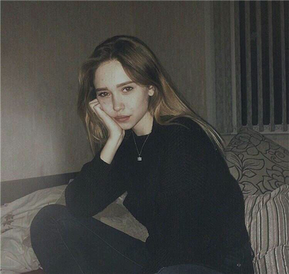 微信冷酷霸气欧美女生头像