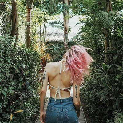 微信冷酷霸气欧美女生头像