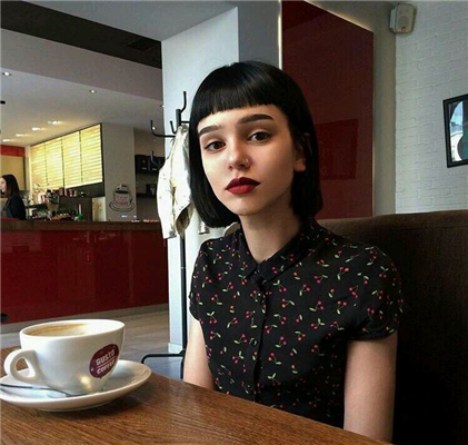 微信冷酷霸气欧美女生头像