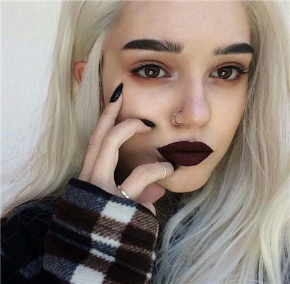 微信冷酷霸气欧美女生头像