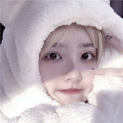 微信时尚好看唯美清新女生头像