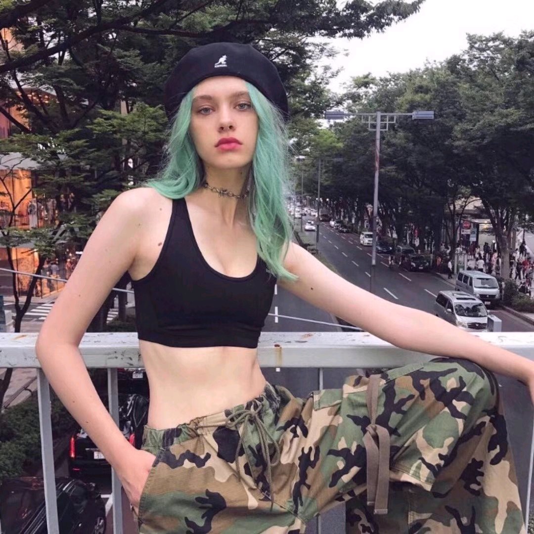 微信冷酷霸气欧美女生头像