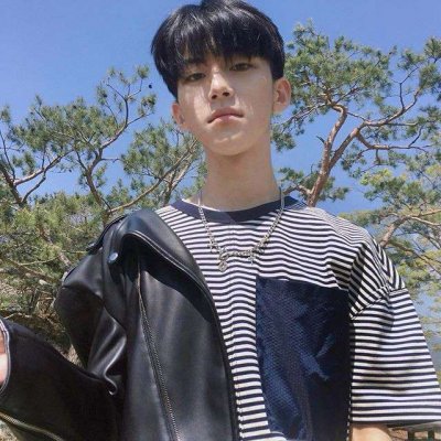 帅气阳刚的微信最新男生头像下载