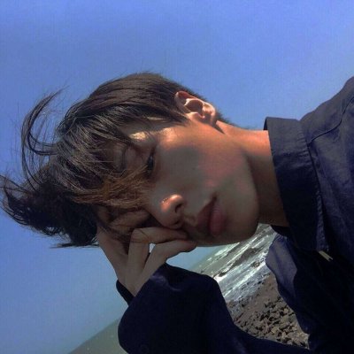 帅气阳刚的微信最新男生头像下载