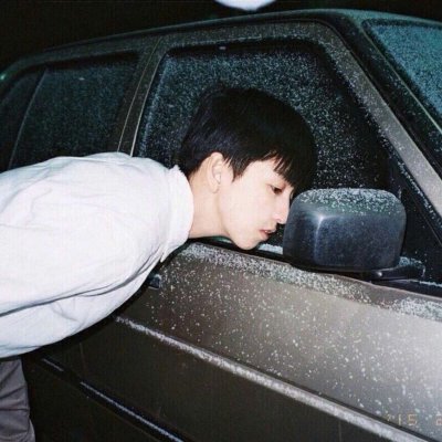 帅气阳刚的微信最新男生头像下载