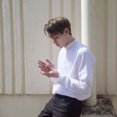 帅气阳刚的微信最新男生头像下载