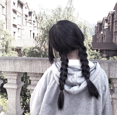 微信粉嫩气质迷人女生头像