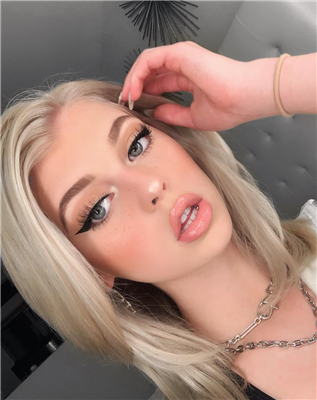 清新时尚欧美女生微信头像