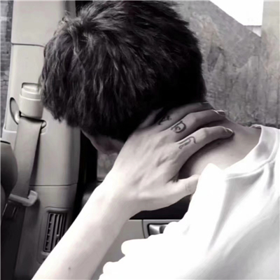 阳光帅气性感男微信生头像