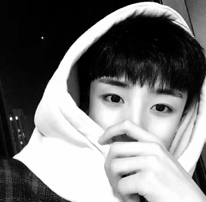 阳光帅气性感男微信生头像