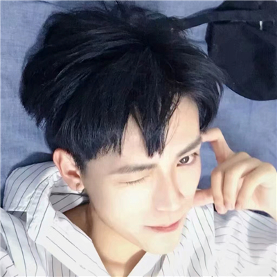 阳光帅气性感男微信生头像