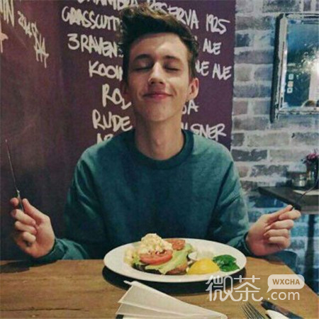 帅气高冷的微信最新欧美男生图片下载